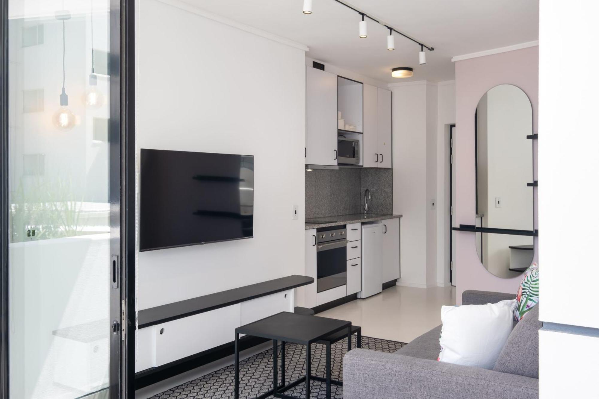 Apartment Flamingo 202: Sea Point Aprt With Sea Views