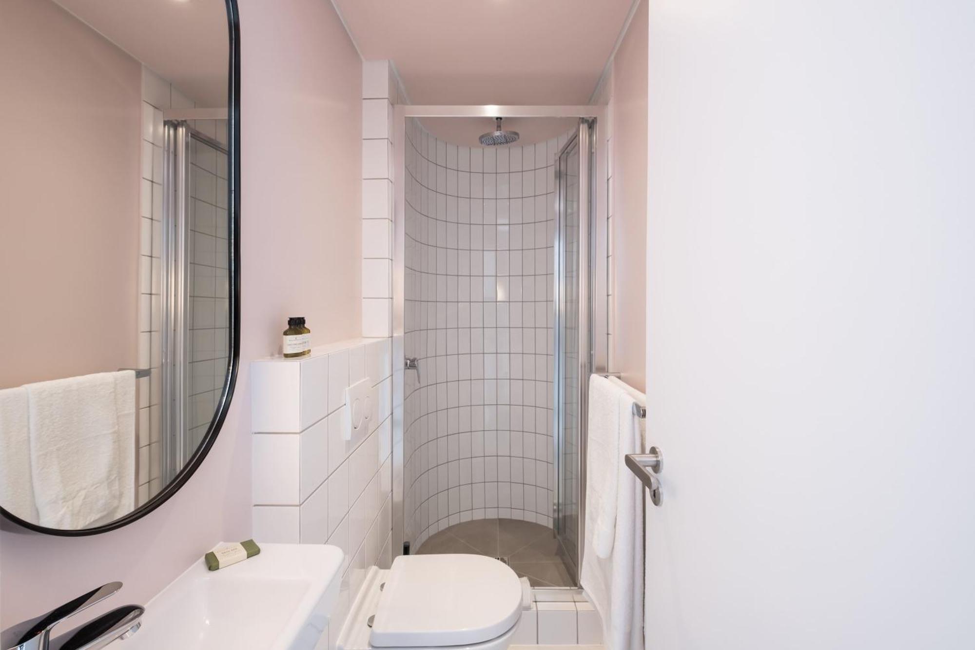 Flamingo 202: Sea Point Aprt With Sea Views * Cape Town